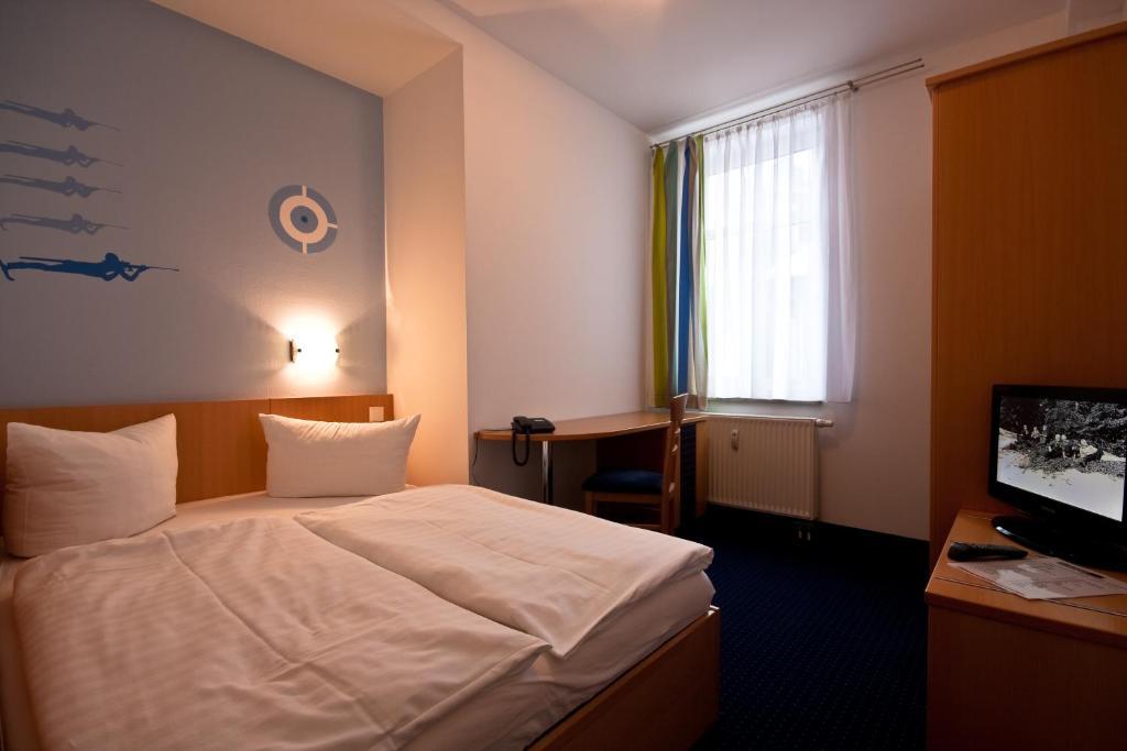 Outdoor Inn Sporthotel Steinach Steinach  Zimmer foto